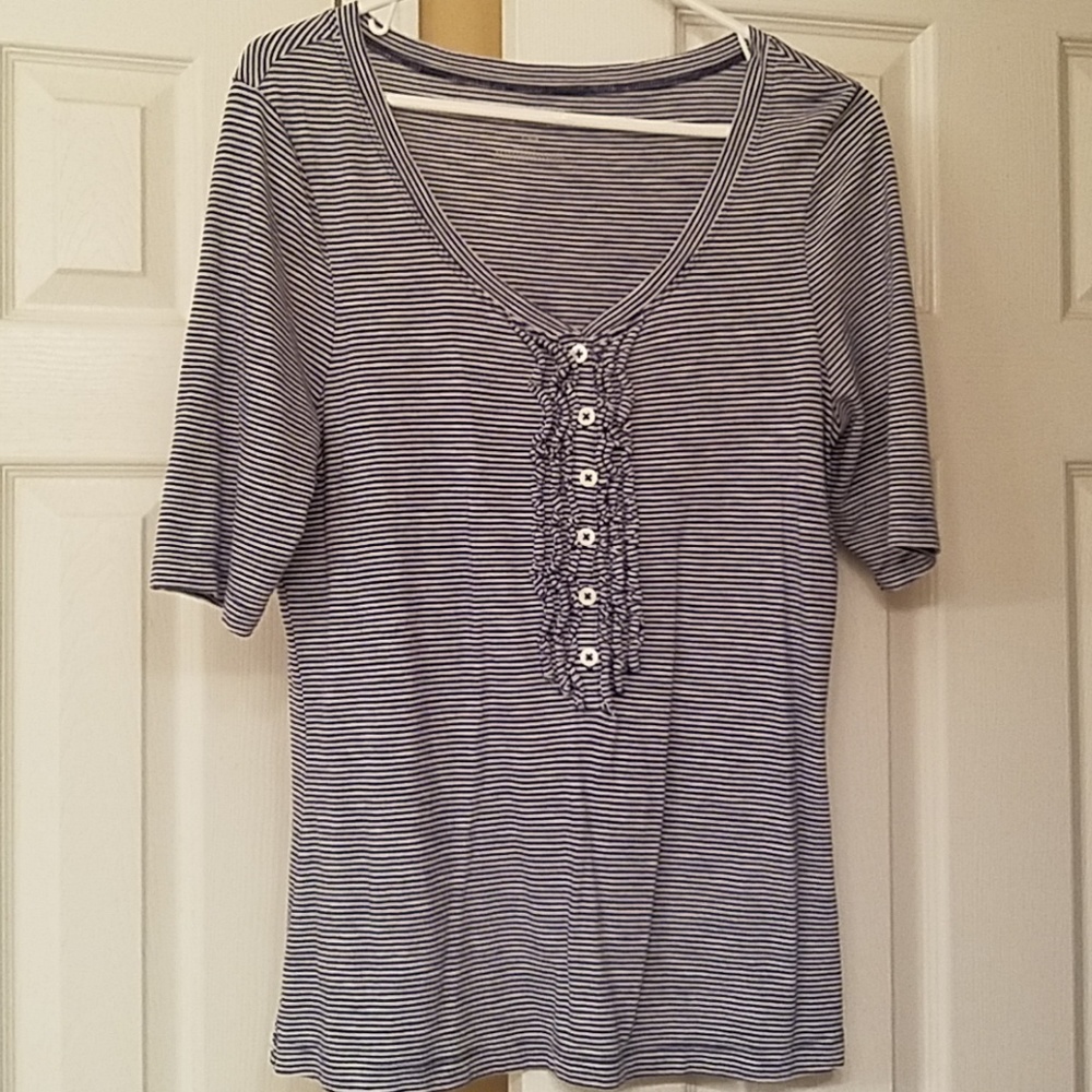3/4 length shirt
